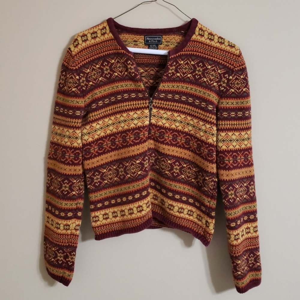 Abercrombie and Fitch vintage print zip sweater